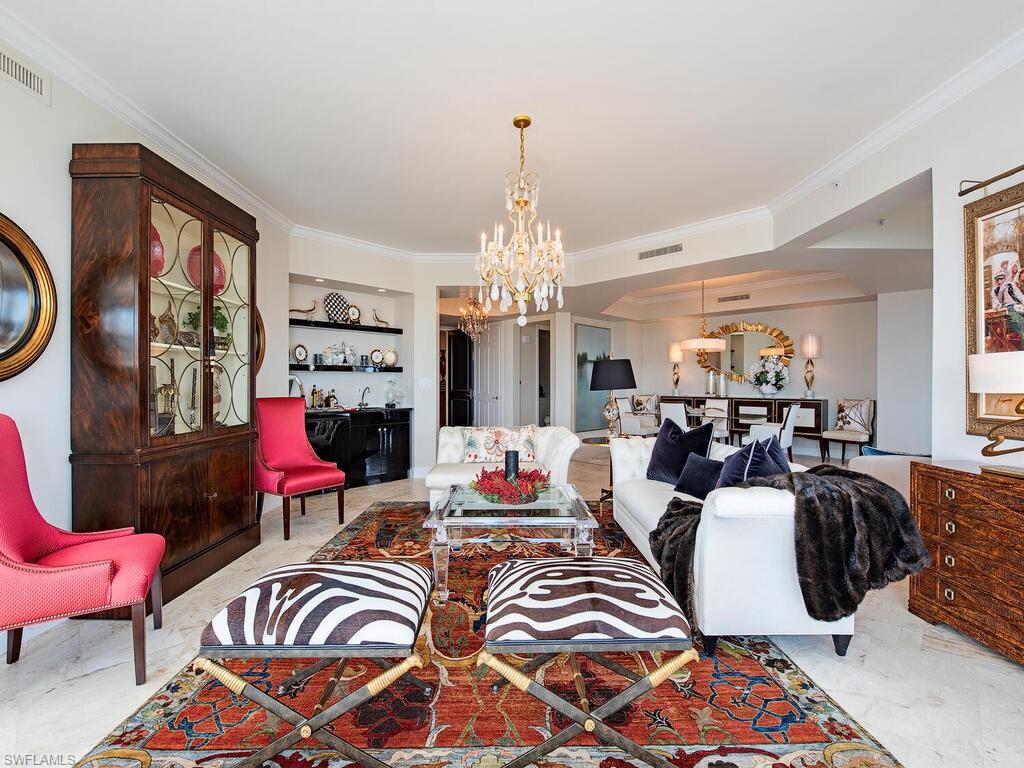 LA SCALA AT THE COLONY - Residential