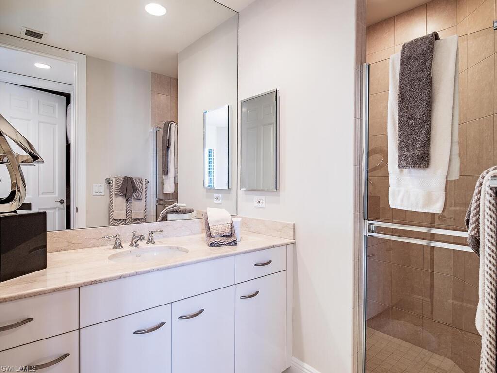 LA SCALA AT THE COLONY - Residential