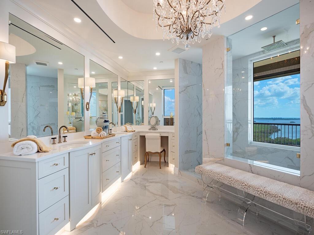 LA SCALA AT THE COLONY - Residential