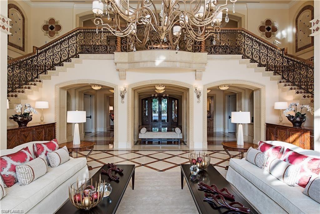 LA SCALA AT THE COLONY - Residential