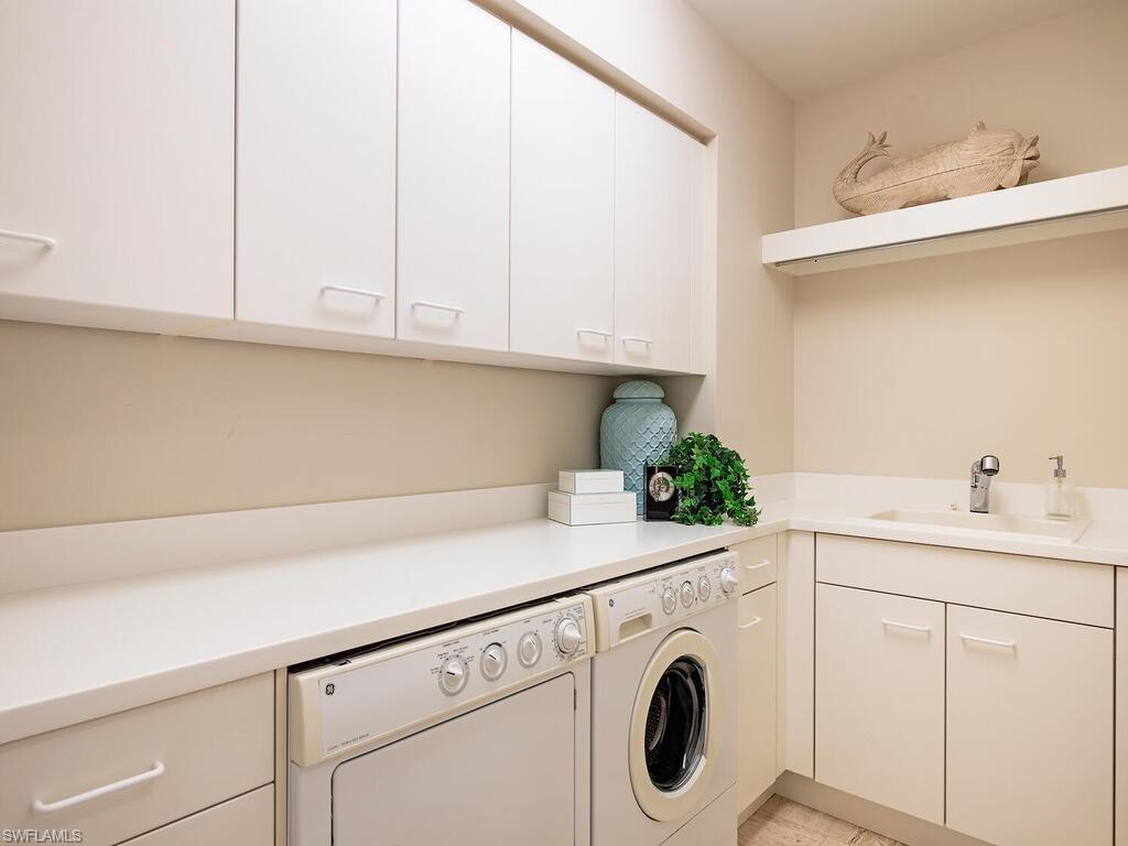 LA SCALA AT THE COLONY - Residential