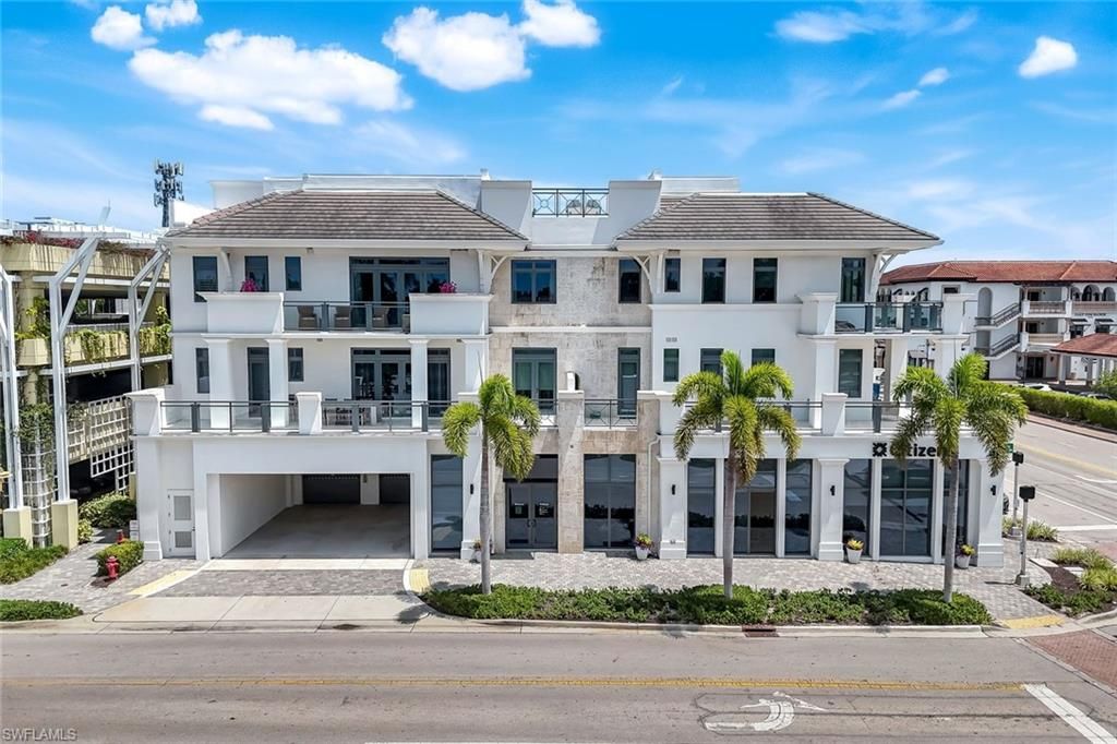Photo of 875 6th AVE S #303, NAPLES, FL 34102 (MLS # 225058725)