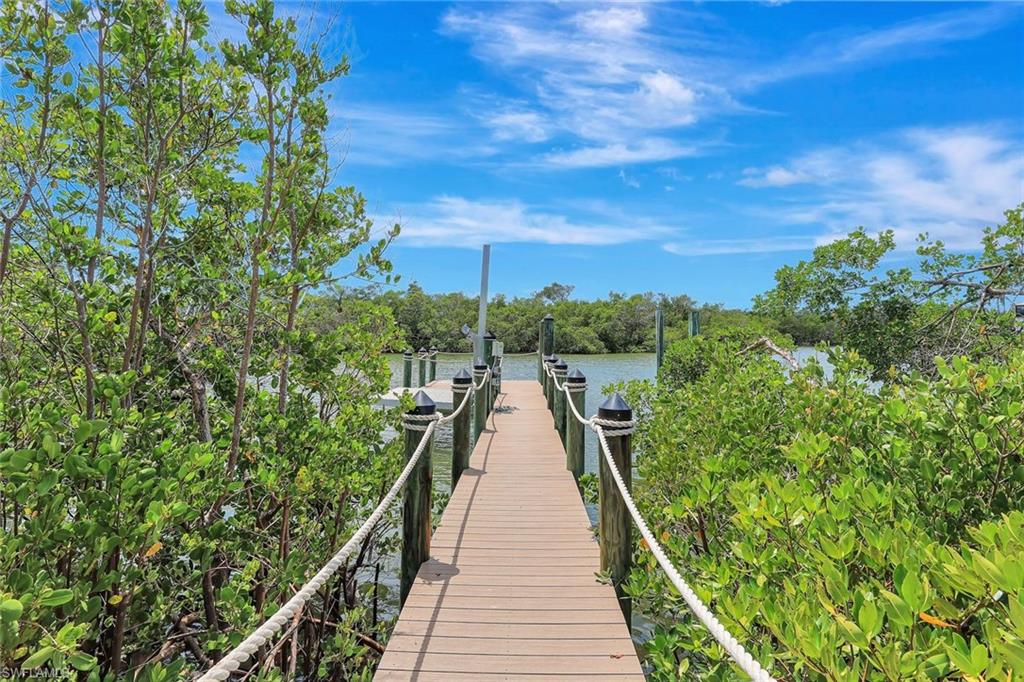 CAROLANDS - Residential