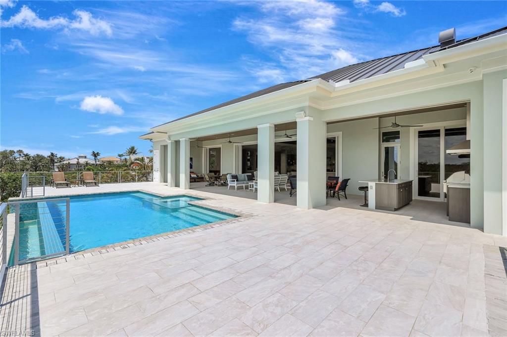 CAROLANDS - Residential