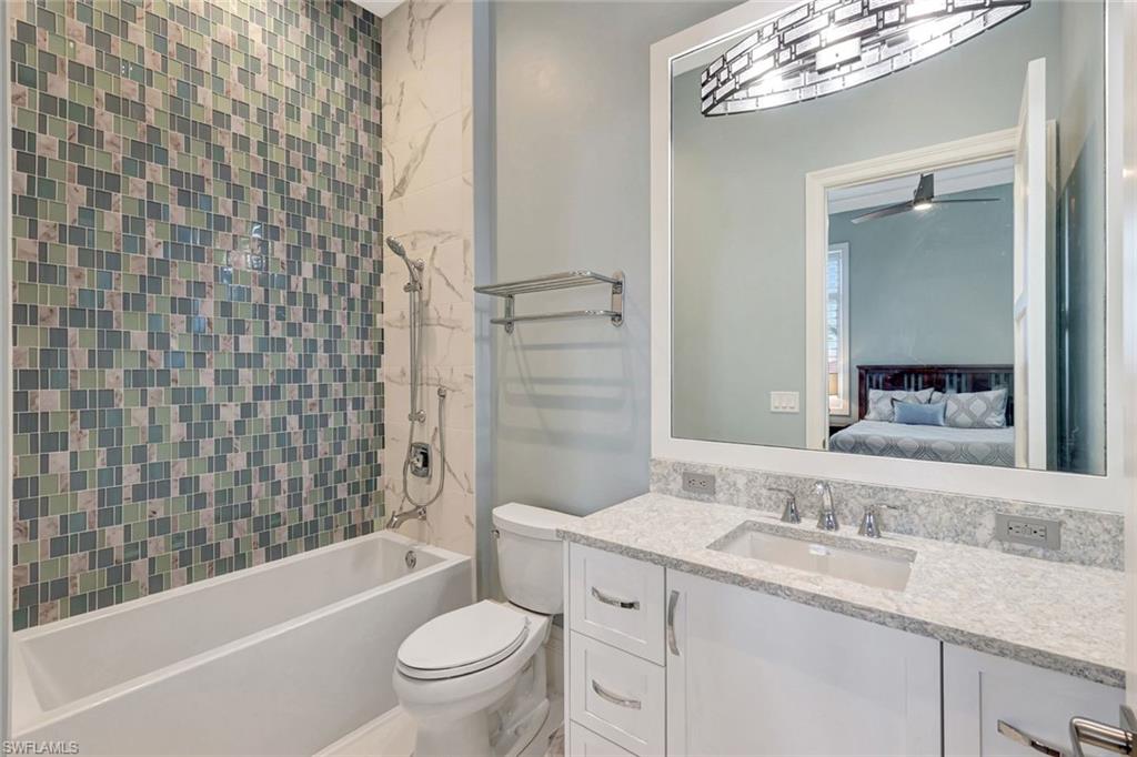 CAROLANDS - Residential