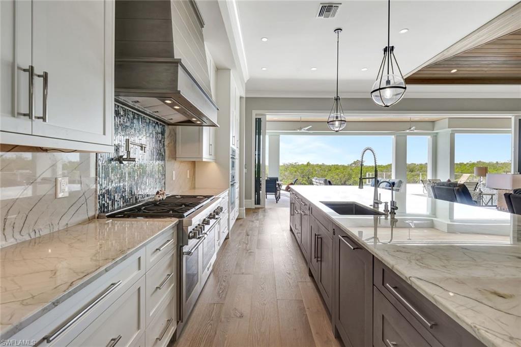 CAROLANDS - Residential