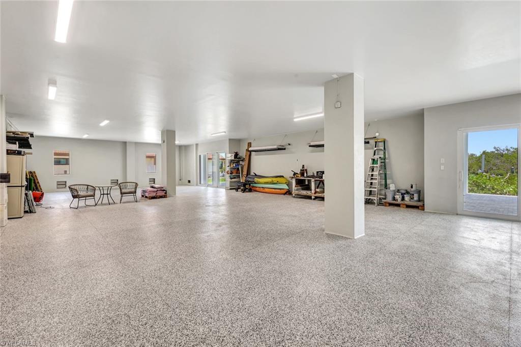 CAROLANDS - Residential