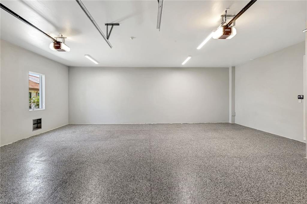 CAROLANDS - Residential