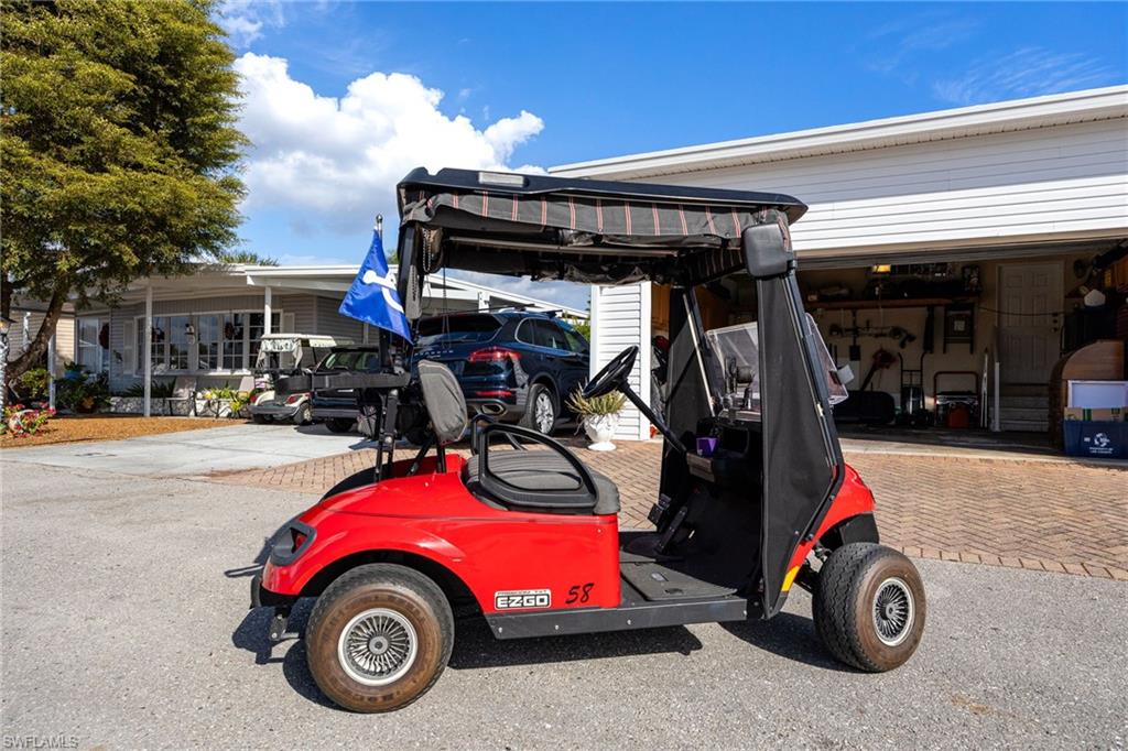 SIX LAKES COUNTRY CLUB - Residential