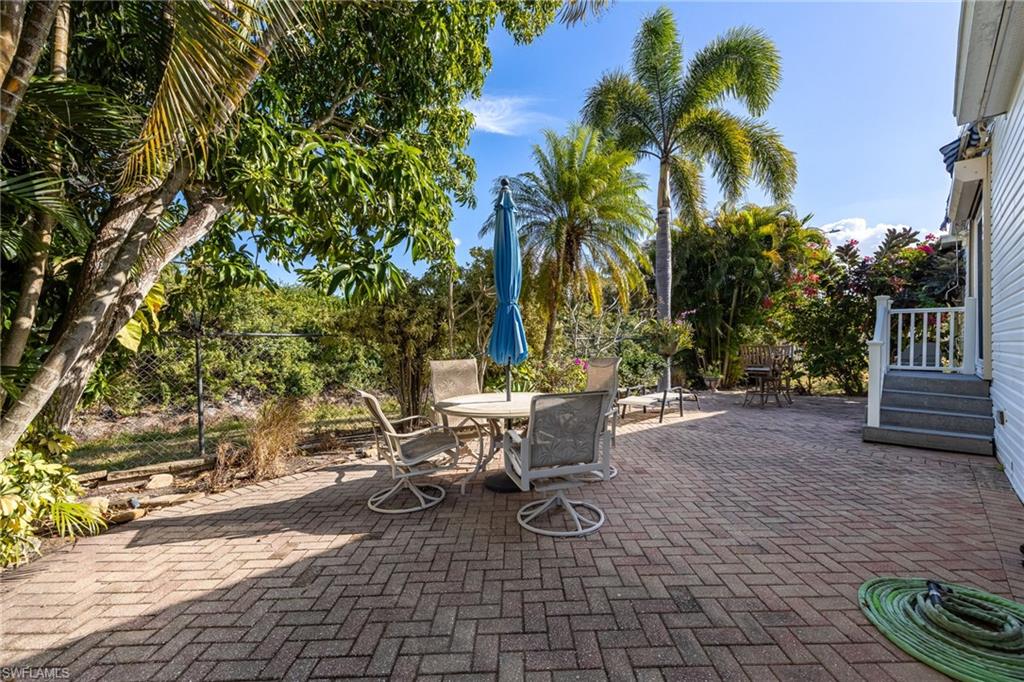 SIX LAKES COUNTRY CLUB - Residential