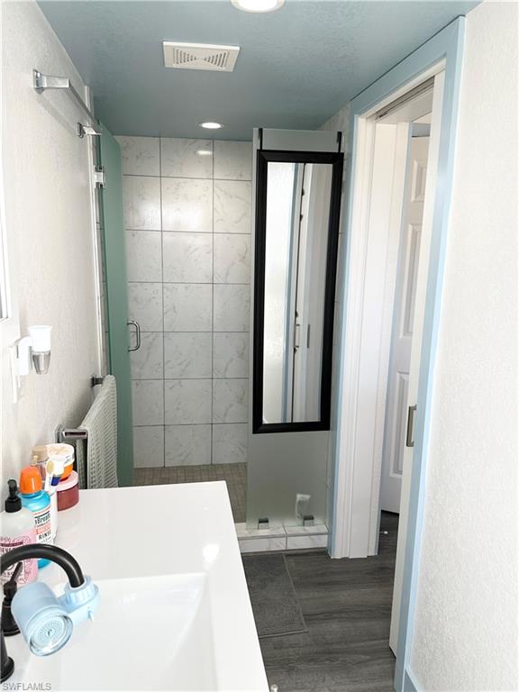 BAYSIDE ESTATES - Residential