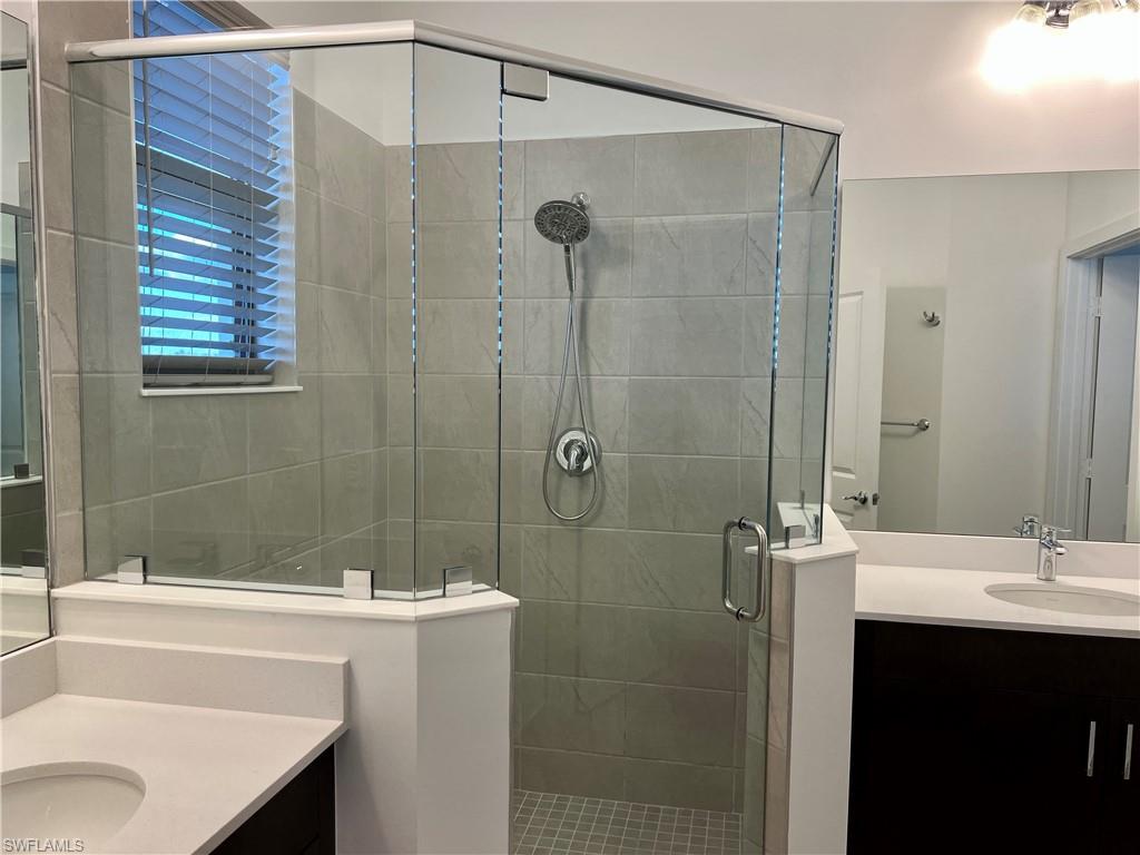 SILVERWOOD - Residential Lease