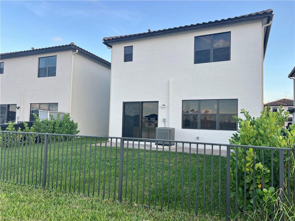 SILVERWOOD - Residential Lease