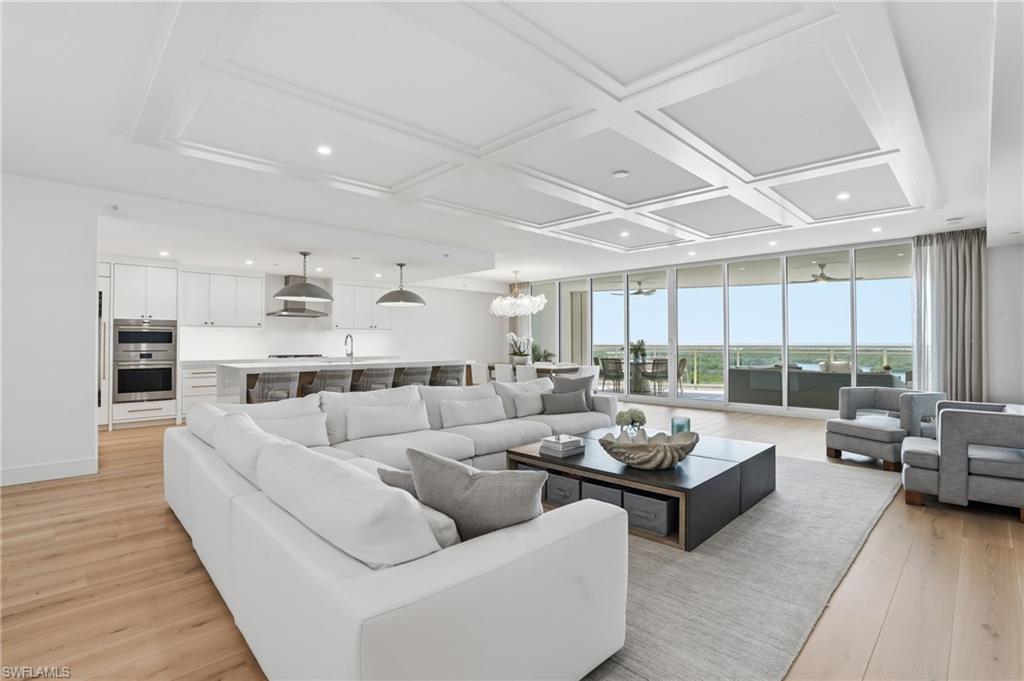 KALEA BAY TOWER 400 - Residential