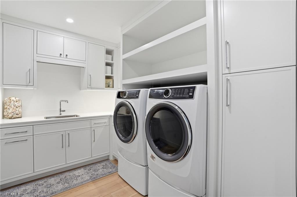 KALEA BAY TOWER 400 - Residential