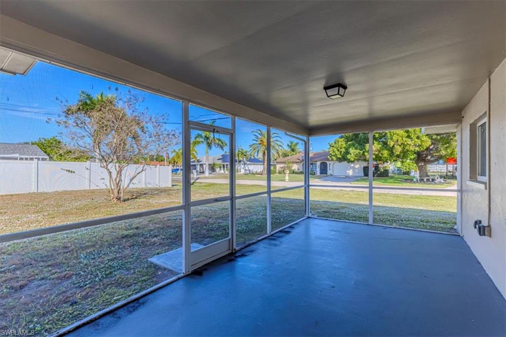 CAPE CORAL - Residential