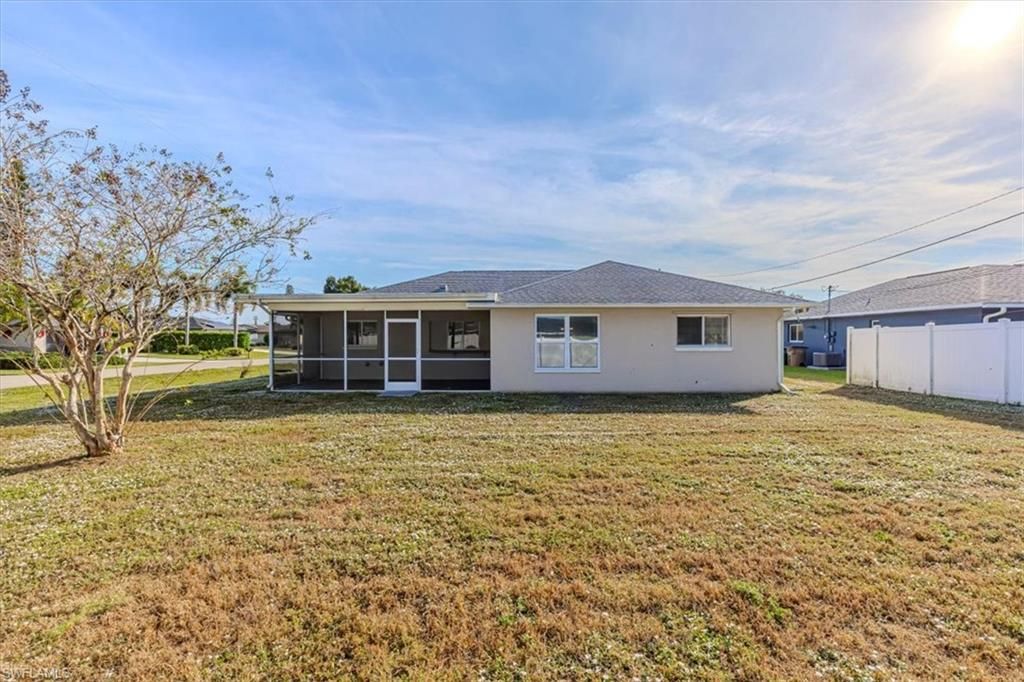 Photo of 713 SE 35th ST, CAPE CORAL, FL 33904 (MLS # 225082661)