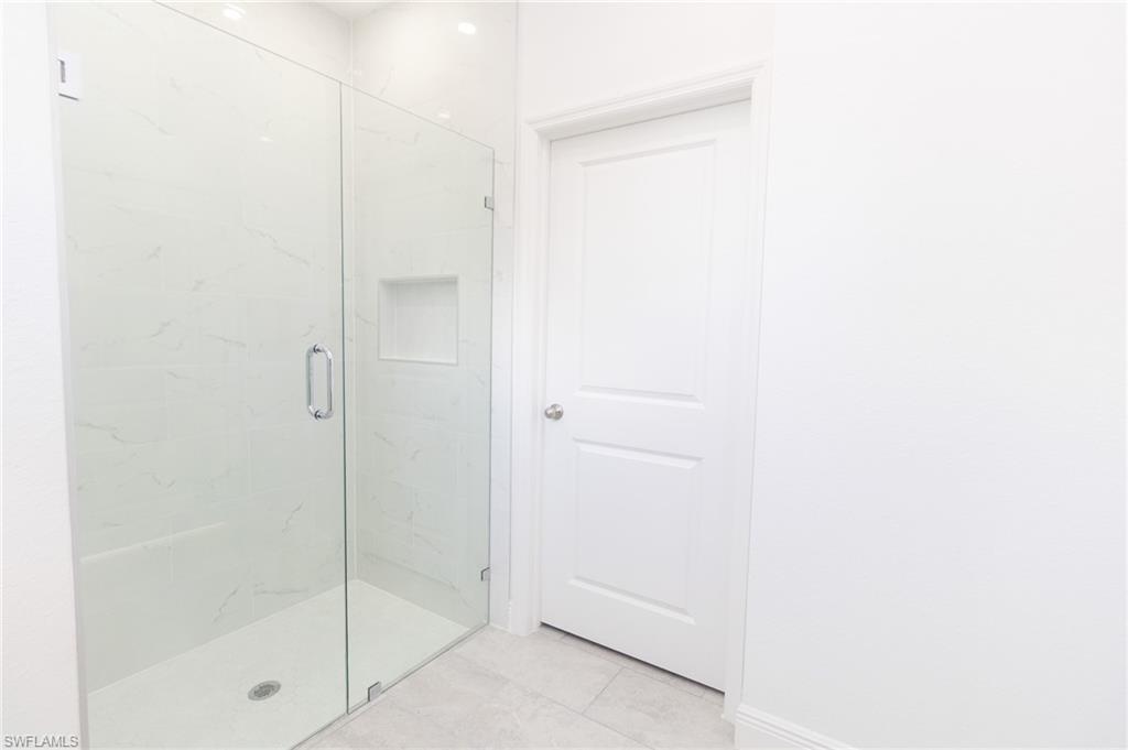 PORT LABELLE - Residential Lease