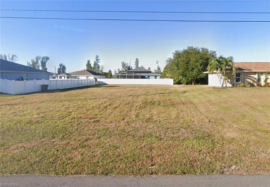 Single family building lot ready to build.  This lot is priced to sell.