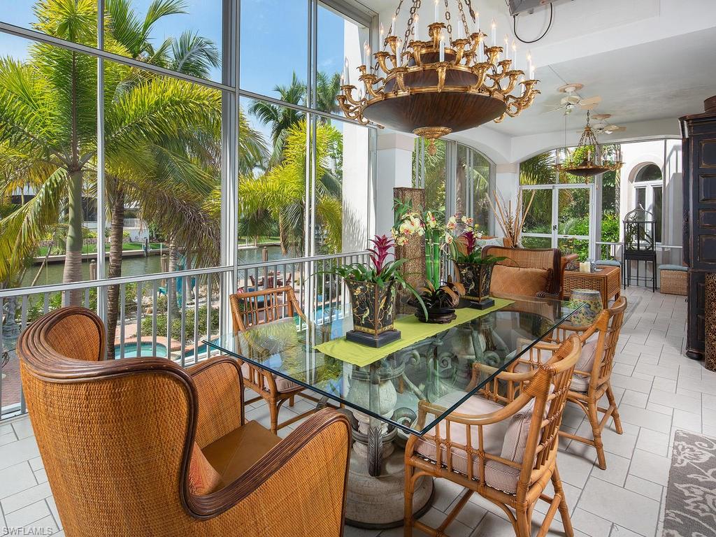 AQUALANE SHORES - Residential