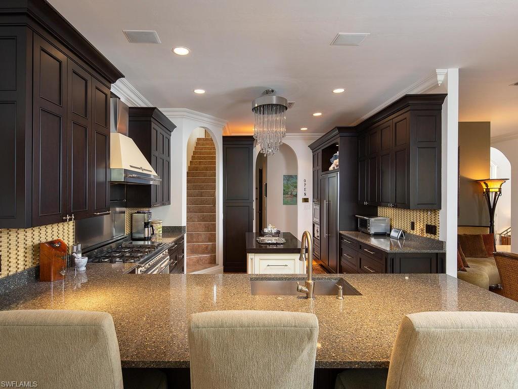 AQUALANE SHORES - Residential