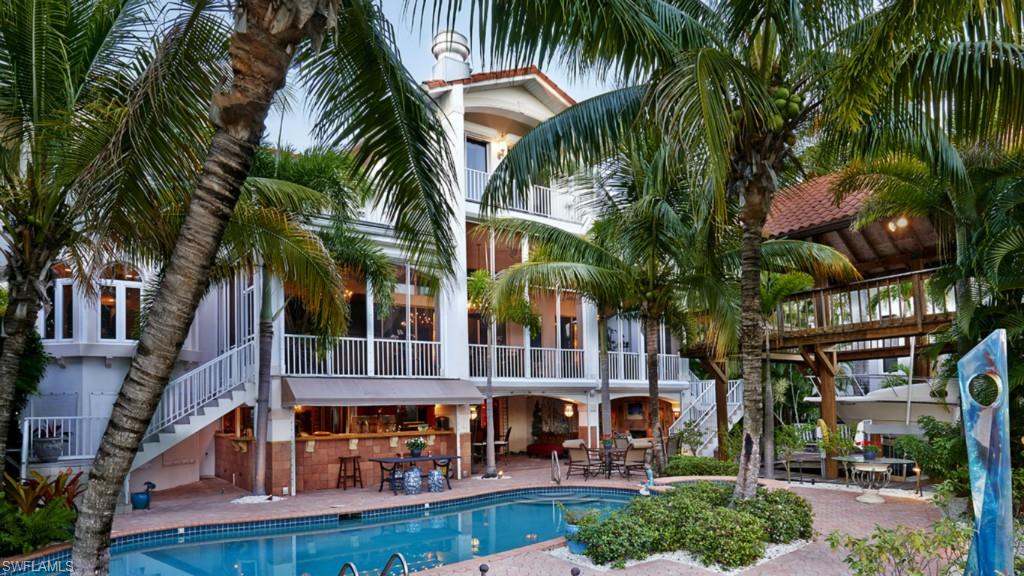 AQUALANE SHORES - Residential