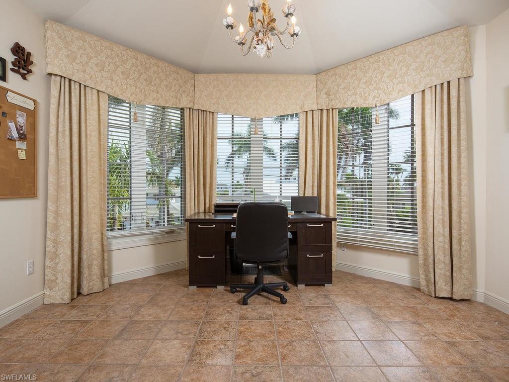 AQUALANE SHORES - Residential