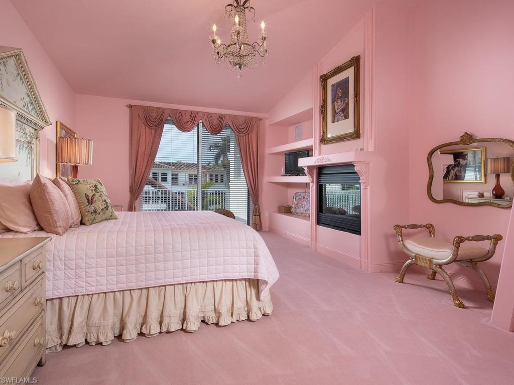 AQUALANE SHORES - Residential