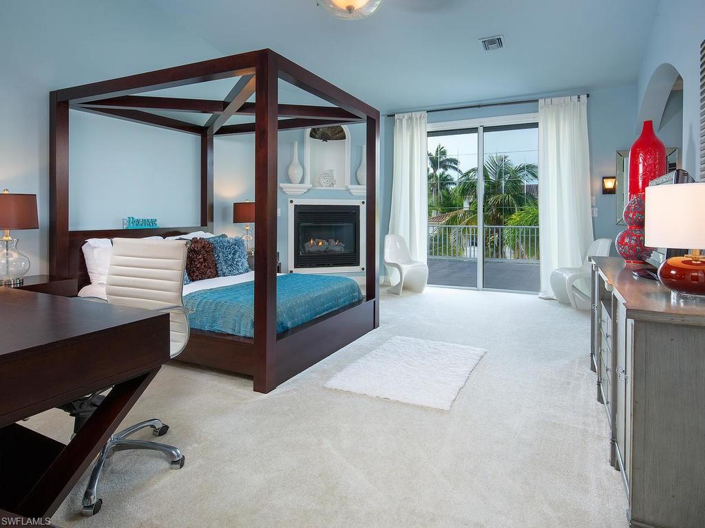 AQUALANE SHORES - Residential