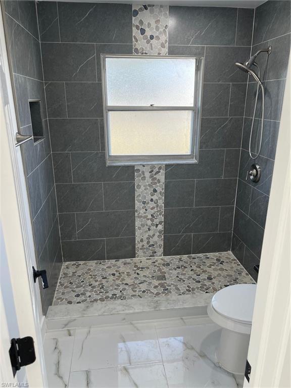 HOLEUSA ESTATES - Residential