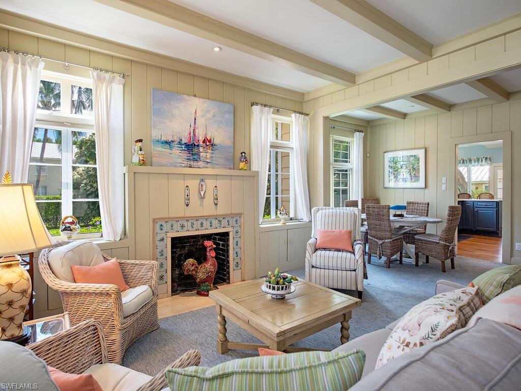 OLDE NAPLES - Residential