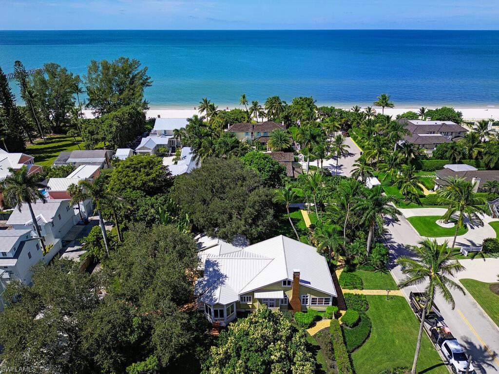 OLDE NAPLES - Residential