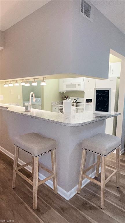 PINE RIDGE OF FORT MYERS VILLAGE - Residential Lease