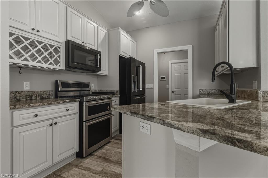 CAPE CORAL - Residential Lease