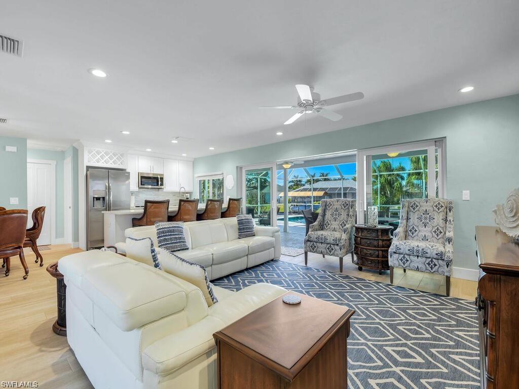 CAPE CORAL - Residential Lease