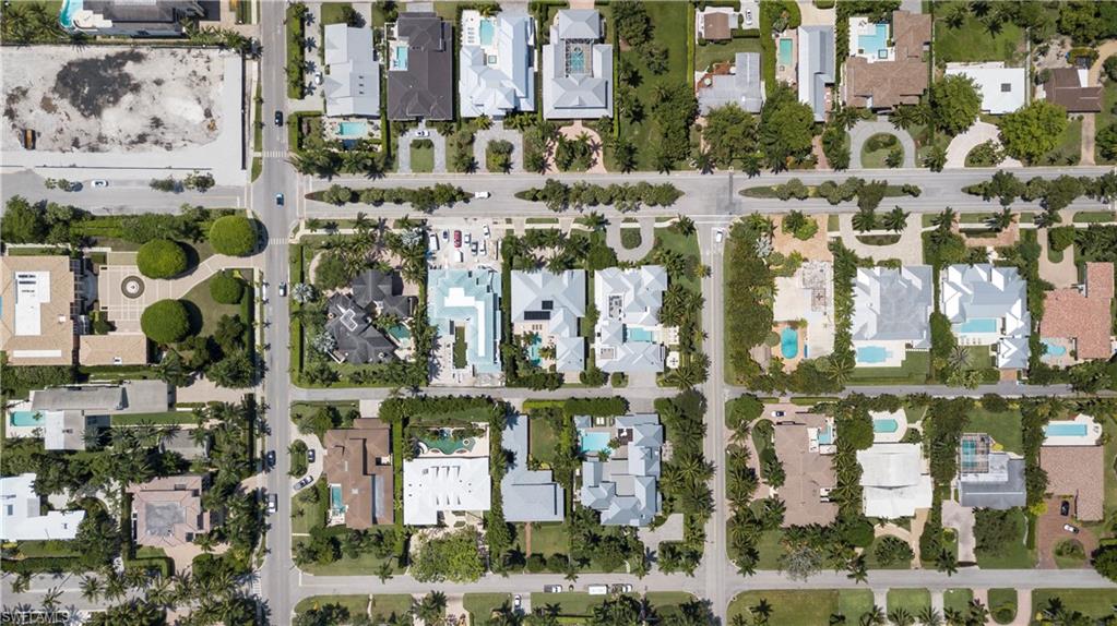 OLDE NAPLES - Residential