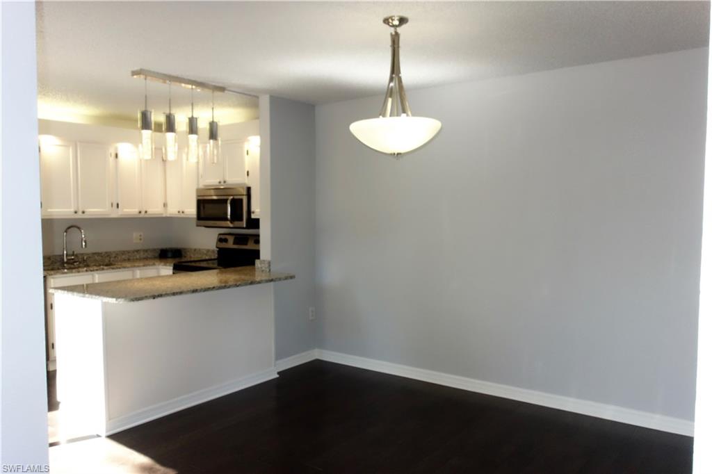 VILLAGE OF CEDARBEND - Residential