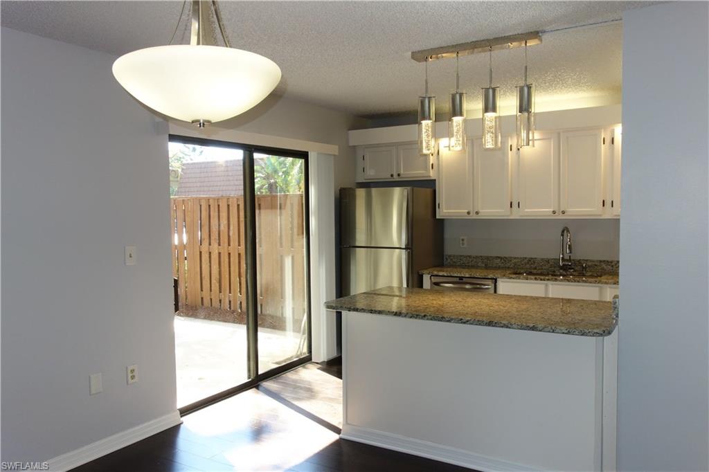 VILLAGE OF CEDARBEND - Residential