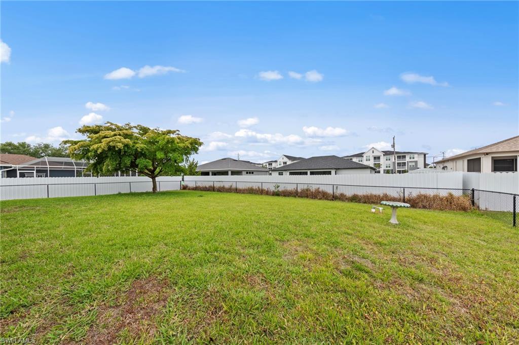 CAPE CORAL - Residential