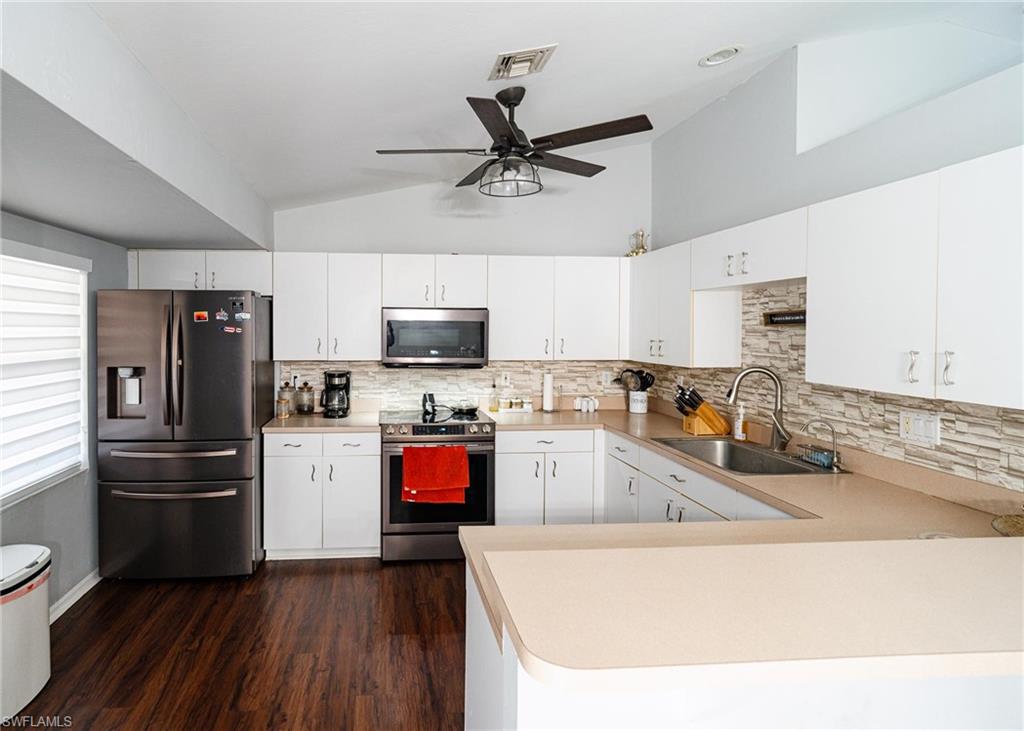 GOLDEN GATE ESTATES - Residential