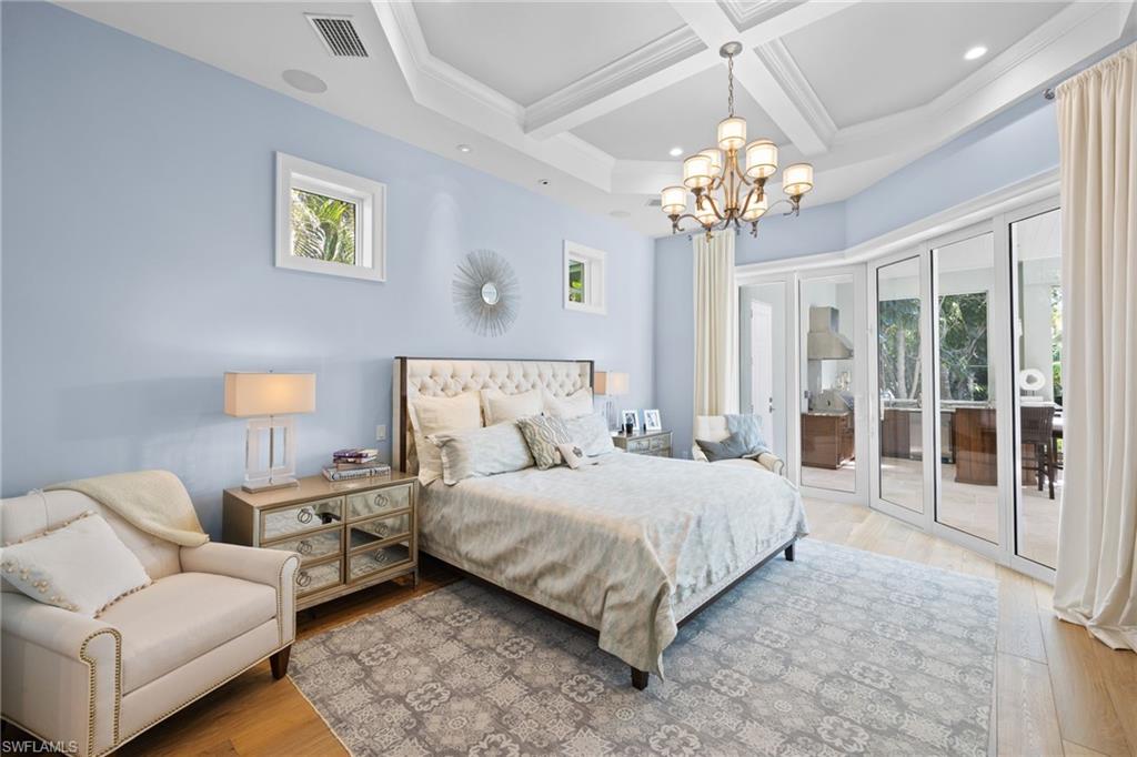 MOORINGS - Residential