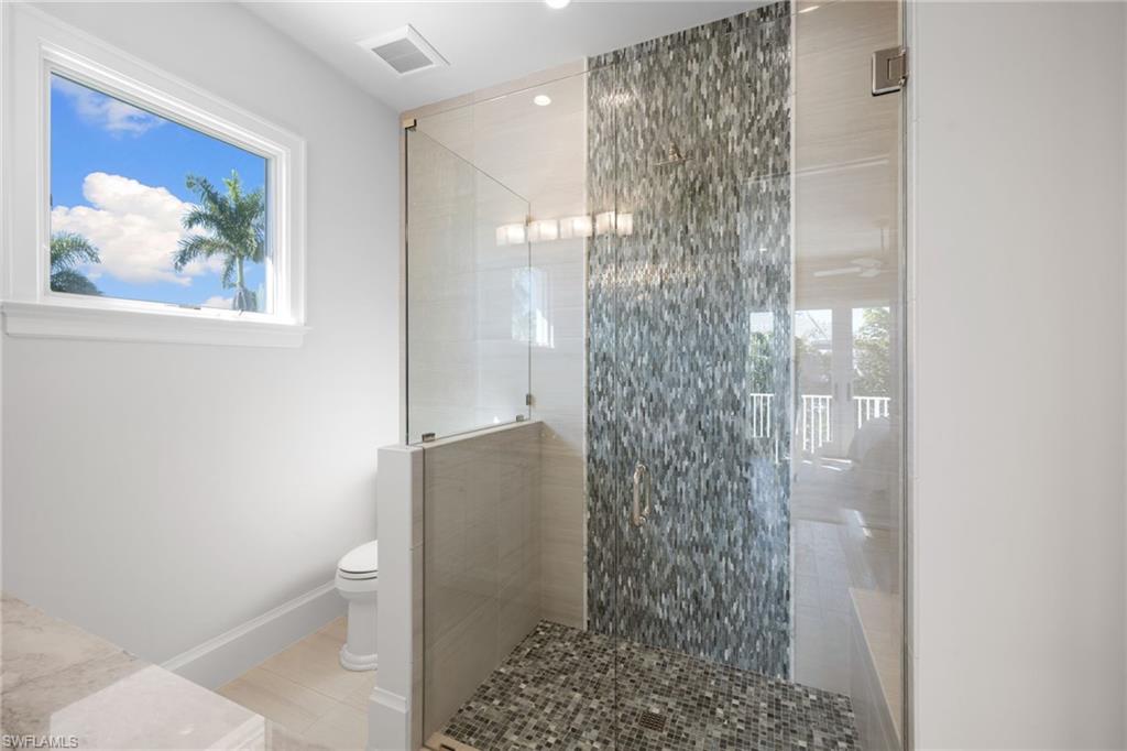 MOORINGS - Residential