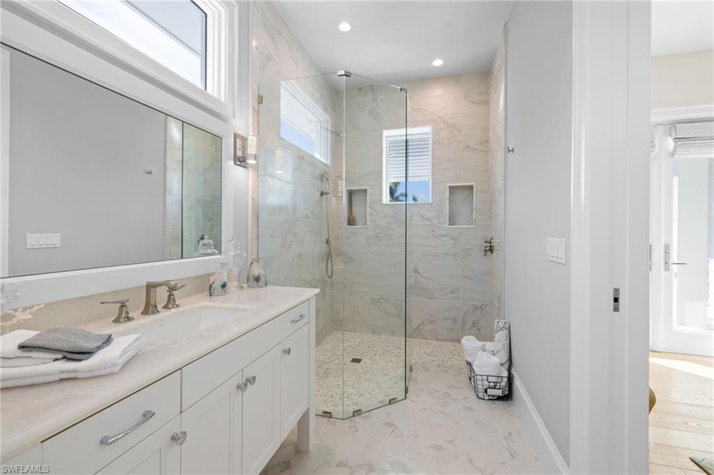 MOORINGS - Residential