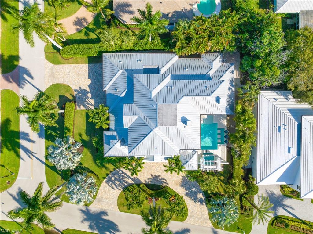 MOORINGS - Residential