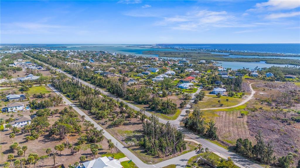 PORT CHARLOTTE - Land