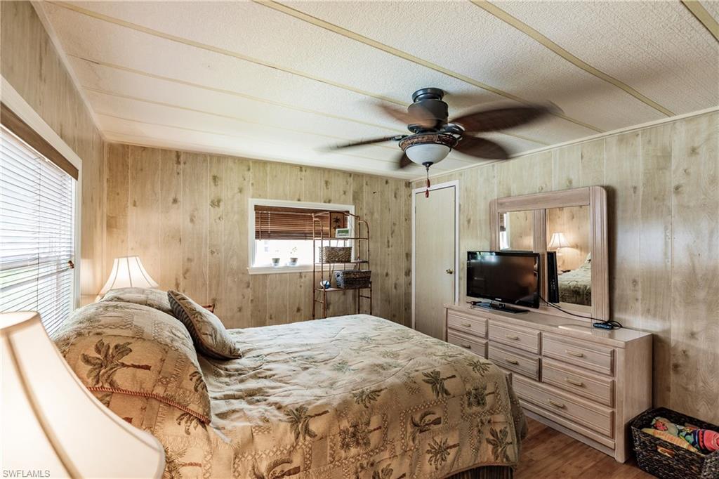 SIX LAKES COUNTRY CLUB - Residential