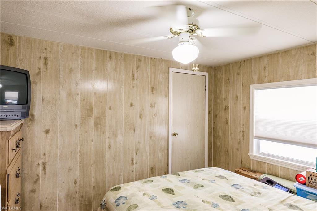 SIX LAKES COUNTRY CLUB - Residential