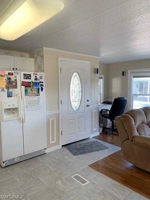 SIX LAKES COUNTRY CLUB - Residential