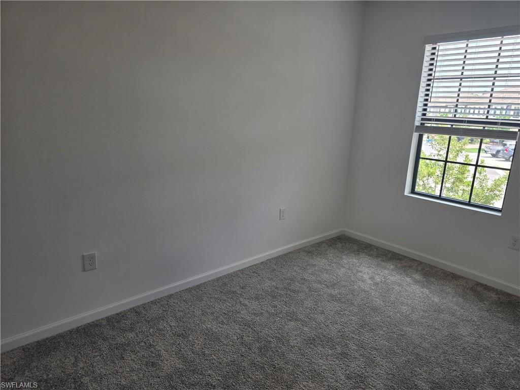 CORAL LAKES - Residential