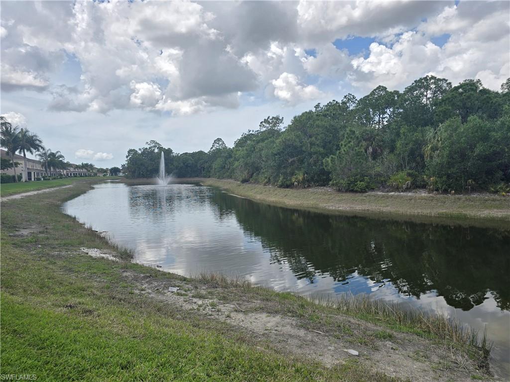 CORAL LAKES - Residential